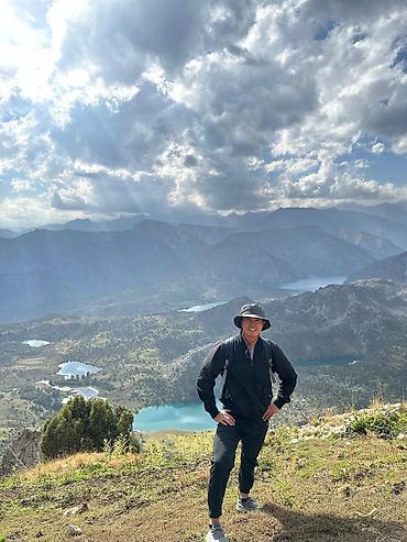 Туристические услуги: •Джип туры по Кыргызстану •Трансфер по Кыргызстану • — 2