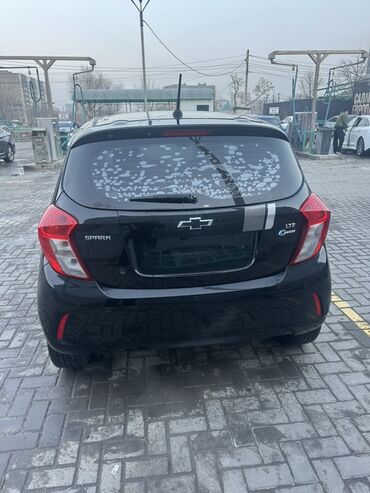 Chevrolet: Chevrolet Spark: 2017 г., 1 л, Вариатор, Бензин, Хэтчбэк — 2