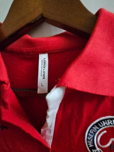 Köynək və bluzalar: Herbiri 3 AZN — 8