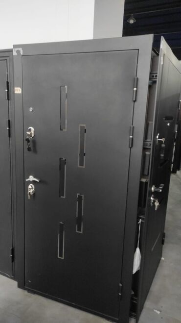 Giriş qapıları: Blok üçün Yeni Giriş qapısı Çərçivə ilə, Ödənişli çatdırılma — 26