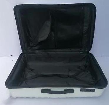 Putni koferi i torbe: Tvrdi kofer na točkiće – beli, moderno reljefno kućište - Materijal — 15