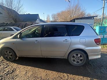 Toyota: Toyota Ipsum: 2002 г., 2.4 л, Автомат, Бензин, Минивэн — 4