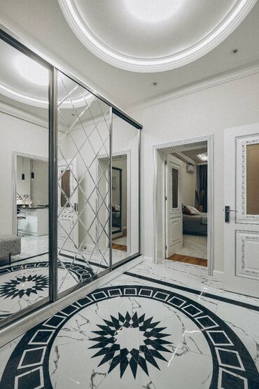 Günlük kirayə mənzillər: 2 otaqlı, Səbail r. r-nu — 24