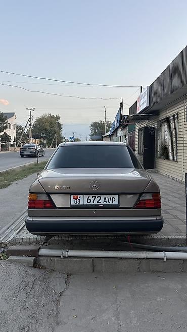 мерседес бенс а: Mercedes-Benz E-Class: 1988 г., 2.3 л, Механика, Бензин, Седан — 5