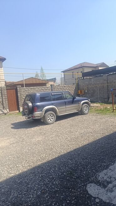 учёт не кыргызстан: Nissan Patrol: 2001 г., 3 л, Автомат, Дизель, Жол тандабас