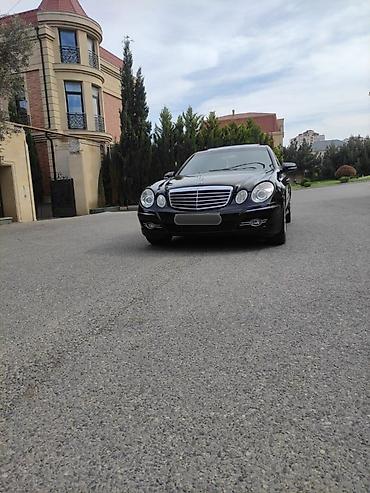 Mercedes-Benz: Mercedes-Benz E-Class (W211) sedan - Korpus: qara rəng, 4 qapı, xrom — 8