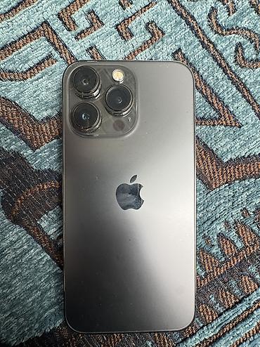 iphone d: IPhone 13 Pro, Б/у, 128 ГБ, Black Titanium, Зарядное устройство, Защитное стекло, Чехол, 77 % — 1