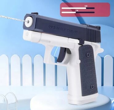 игрушный пистолет: Водный пистолет стреляет струей воды удобный легкий надёжный