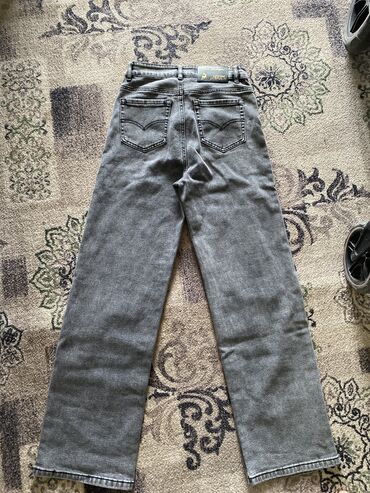 сапоги 33 размер: Джинсы и брюки, цвет - Серый, Новый