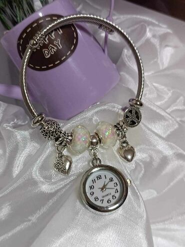 Setovi nakita: 2300 na lalafo.rs — 10 Setovi nakita: 2300 — 10