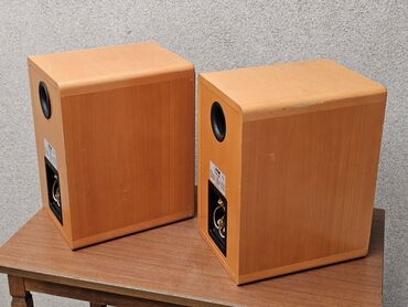 Zvučnici i stereo sistemi: Canton Ergo 200 – par Hi‑Fi bookshelf zvučnika - Tip: dvosistemski — 4