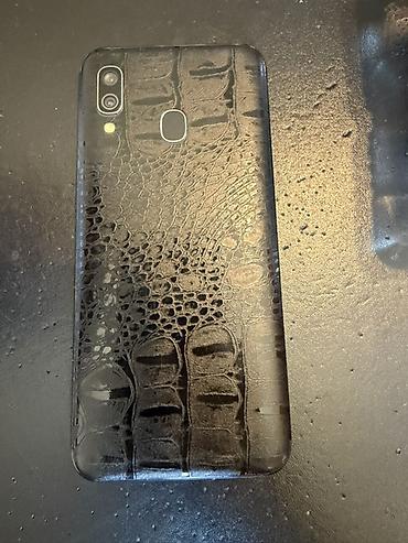 4 ilə samsung galaxy almaq: Samsung Galaxy A20, 32 GB, rəng - Qara, Barmaq izi, İki sim kartlı — 2