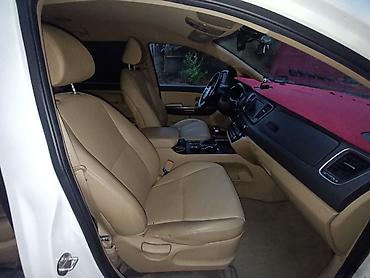 carnival: Kia Carnival: 2020 г., Минивэн — 6