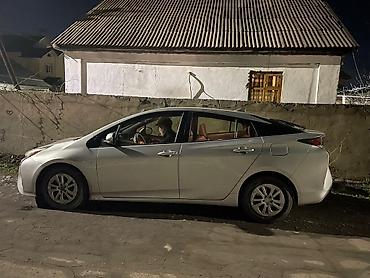 aol kg: Toyota Prius: 2017 г., 1.8 л, Вариатор, Гибрид, Хэтчбэк — 3