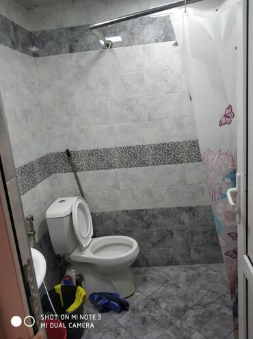 Uzunmüddətli kirayə mənzillər: Nərimanov metrosunun yaxınlığında 5 mertebeli binanın 5-ci — 15