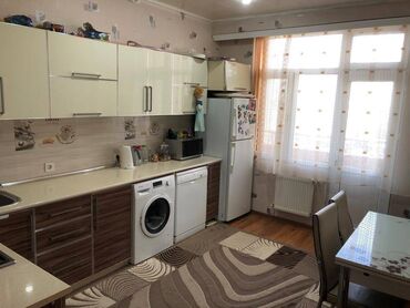 Uzunmüddətli kirayə mənzillər: Həzi Aslanov metrosunun yaxınlığında 16 mertebeli binanın 12-ci — 10