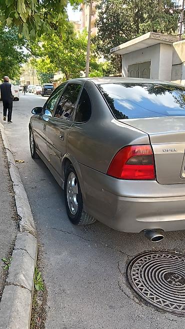 opel astra k: Opel Vectra: 2 l | 1997 il 400000 km Sedan — 5