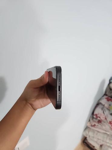 iphone d: IPhone 15 Pro, Б/у, 256 ГБ, Black Titanium, Чехол, 88 % — 5