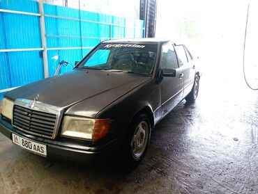 продаю или менаю: Mercedes-Benz 230: 1992 г., 2.3 л, Механика, Бензин, Седан