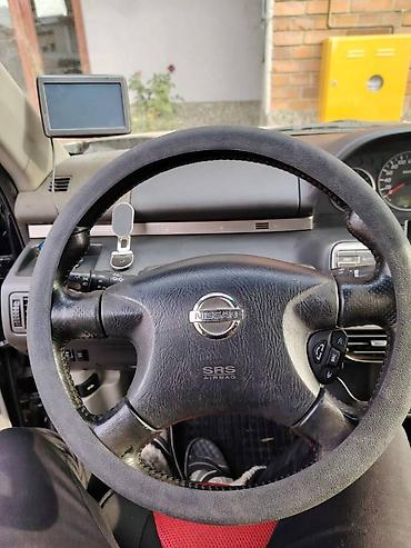 Nissan: Odličan i očuvan auto, dugo registrovan, redovno održavan, motor — 20