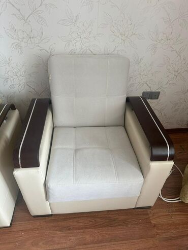 Qonaq otağı dəstləri: Yeni, Kredit yoxdur — 9