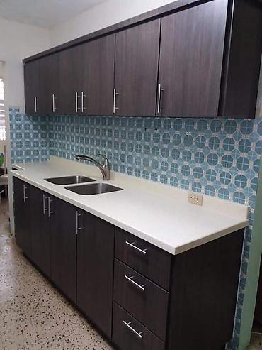 Sifarişlə mətbəx mebeli: Sifarişlə mətbəx dəsti, Özü çəkən petlələr, MDF, Kredit yoxdur — 11