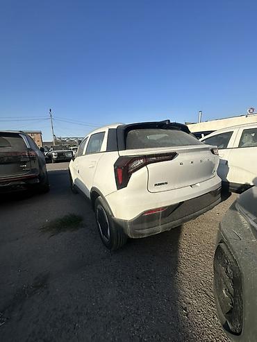 кия морнинг 2024: Geely Geometry E: 2024 г., Автомат, Электромобиль, Кроссовер — 4