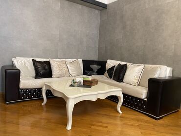 kunc divan islenmis: Künc divan, İşlənmiş, Açılmayan, Bazasız, Süni dəri, Çatdırılma yoxdur