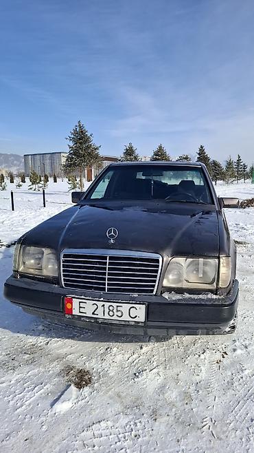 Mercedes-Benz: Mercedes-Benz W124: 1993 г., 2 л, Механика, Седан — 1