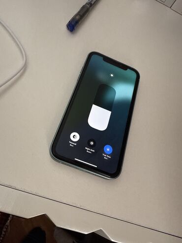 iphone 7 pulus: IPhone 16, 128 GB, Alpine Green