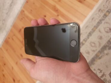 Apple iPhone: IPhone 6, 32 ГБ, Серебристый, Отпечаток пальца