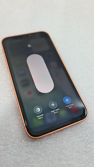 Apple iPhone: IPhone 11, Б/у, 128 ГБ, Желтый, 84 % — 5