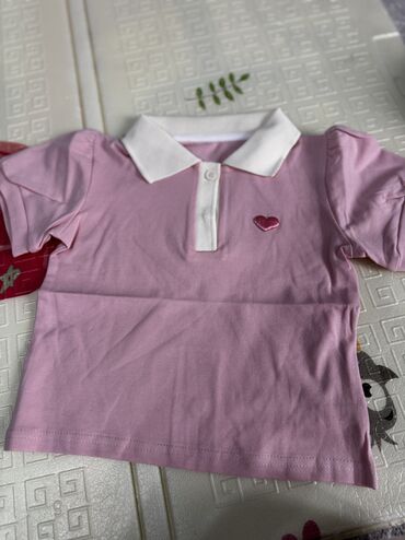 платья девочек: Футболки для девочек,размеры:90-130см.цена:400-500сом