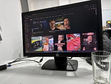 Monitorlar: HP ProDisplay P221 LED Monitor (+ HDMI Adapter Hədiyyə) Ekran: 21.5 — 1