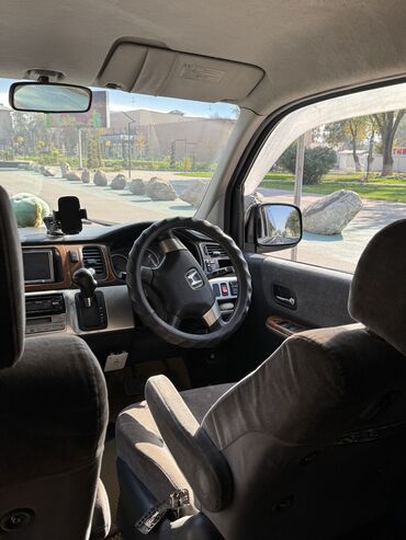 Honda: Honda Stepwgn: 2005 г., 2 л, Автомат, Бензин, Минивэн — 6