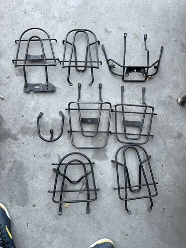 Скутеры: Различные оригинальные запчасти для скутеров Honda Dio и Suzuki. В — 14