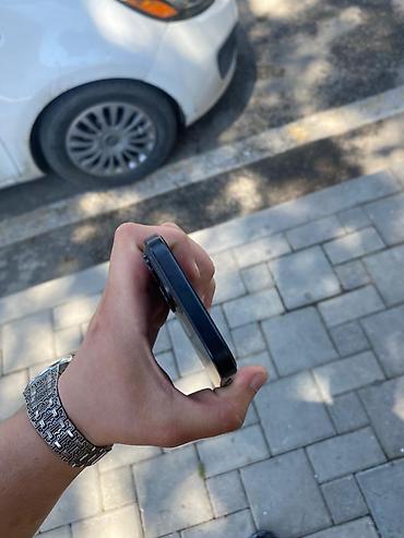 Apple iPhone: IPhone 15, 128 GB, Qara — 10