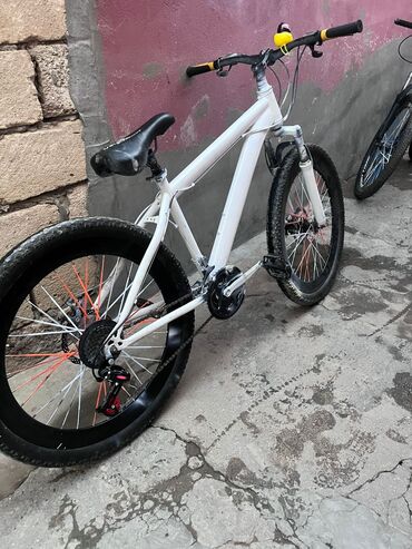 matorlu vesebet: İşlənmiş Şəhər velosipedi Trek, 26"