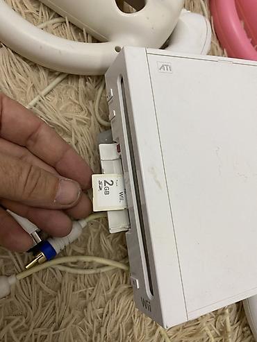 wii u: Nintendo Wii oyun konsolu dəsti Komplekt: - Ağ Nintendo Wii konsolu — 6