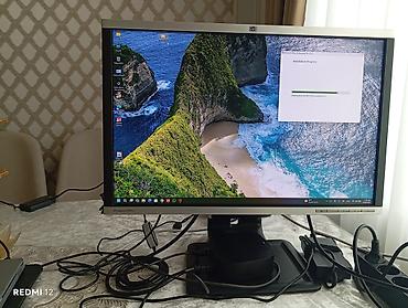 hp monoblok: HP Compaq LA2405x LCD monitor - Ekran diaqonalı: 24" - Panel: LCD — 1