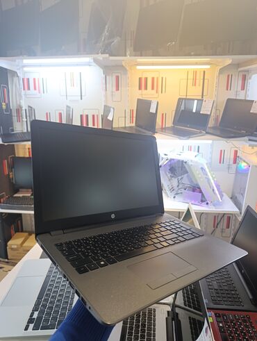 HP: İşlənmiş HP 15.6 ", Intel Core i3, 256 GB, Ünvandan götürmə, Pulsuz çatdırılma, Ödənişli çatdırılma