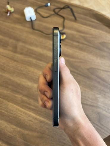 iphone 1 pro: IPhone 15 Pro, Б/у, 256 ГБ, Black Titanium, 95 % — 4