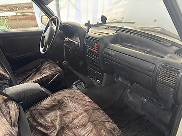 ГАЗ: ГАЗ 3110 Volga: 1999 г., 2.4 л, Механика, Бензин, Седан — 7