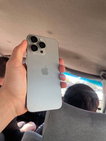 бишкек айфон 13 про макс: IPhone 15 Pro Max, Колдонулган, 256 ГБ, Күмүш, Коргоочу айнек, 96 %
