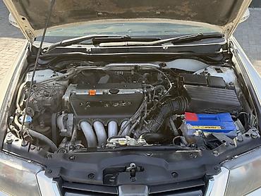 мото honda: Honda Accord: 2003 г., 2 л, Седан — 9