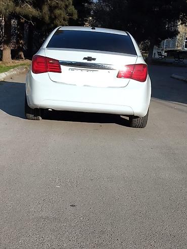 getiz: Chevrolet Cruze: 1.4 l | 2013 il 288000 km Sedan — 4