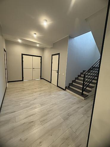 Продажа домов: Дом, 352 м², 9 комнат, Агентство недвижимости, Дизайнерский ремонт — 28