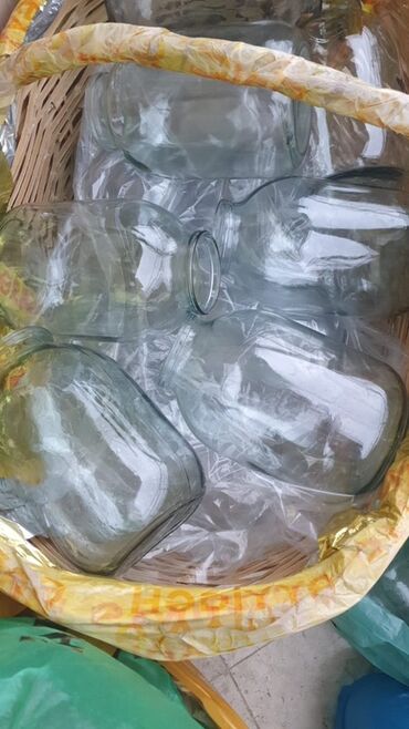 Qurutma üçün altıqlar: 20 eded balon, 40 eded qarisiq banka, 35 eded aroma şuşesi 2 Gence