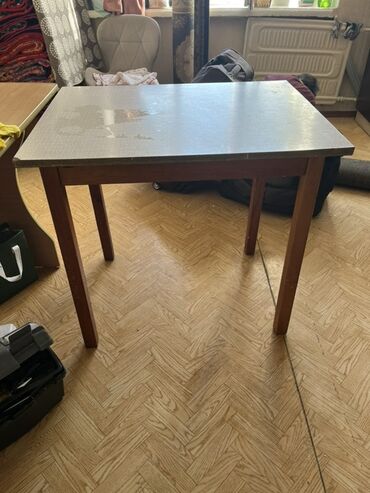 купить стол и табуретки на кухню: Кухонный стол, Прямоугольный, Нераскладной