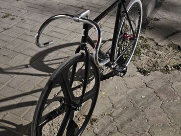 срочно продаю в связи с переездом: Шаардык велосипед, Велосипед алкагы L (172 - 185 см), Колдонулган